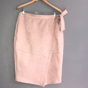 NWT Ivanka Trump Pink Suede Skirt